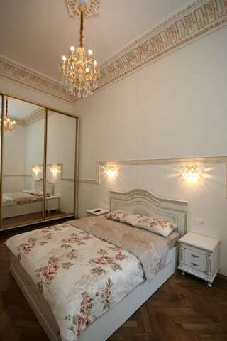 Апартаменты OdessaApts Apartments Одесса Улучшенные апартаменты с 1 спальней-1